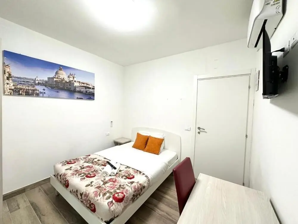 Single Room — photo 3